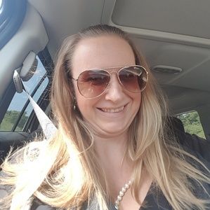 Meet your Posher, Lindsay